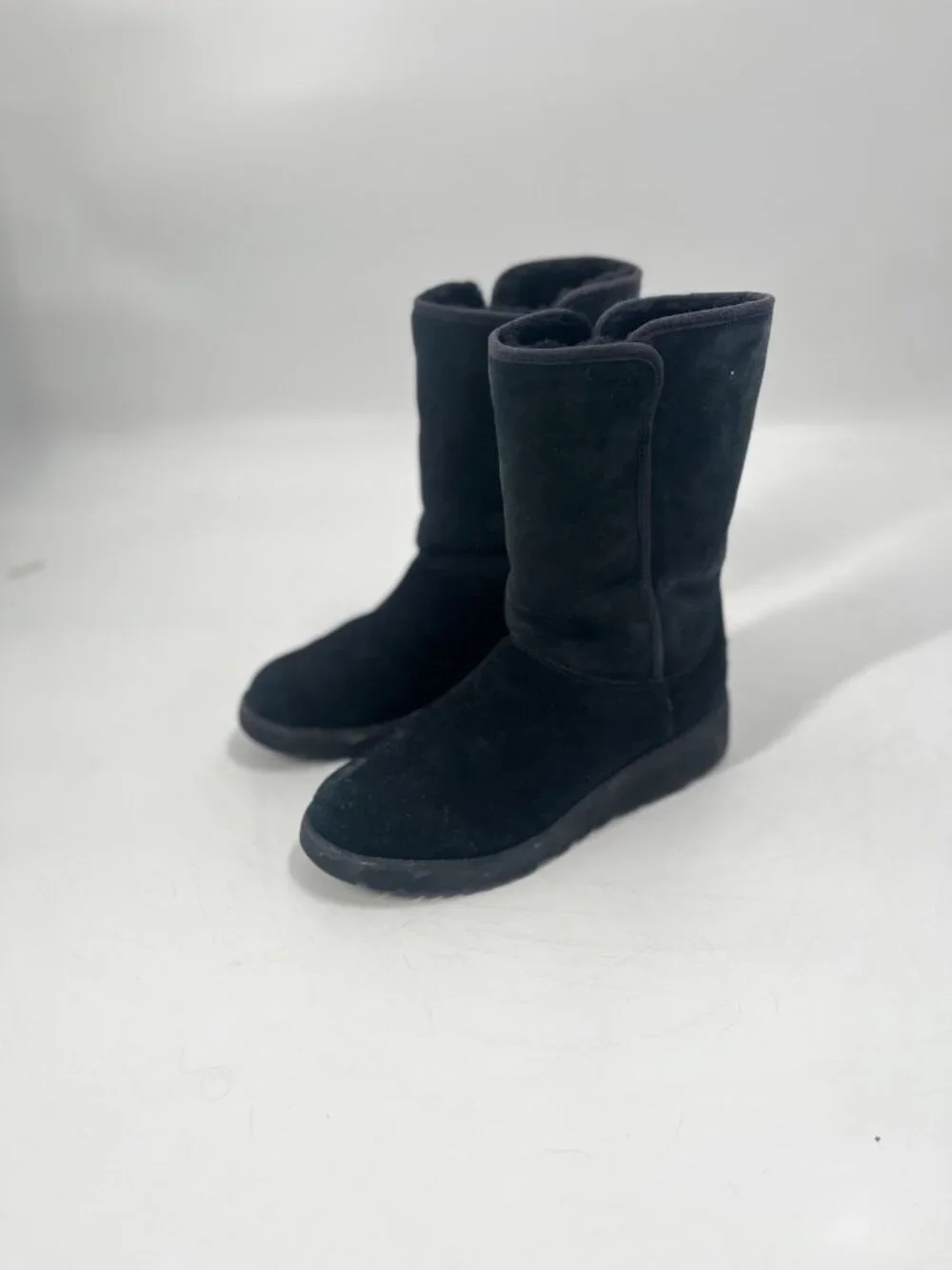 Ugg Amie Classic Wedge Boot 1013428 Womens 8.5 Suede Sherling Lined Cozy Boots